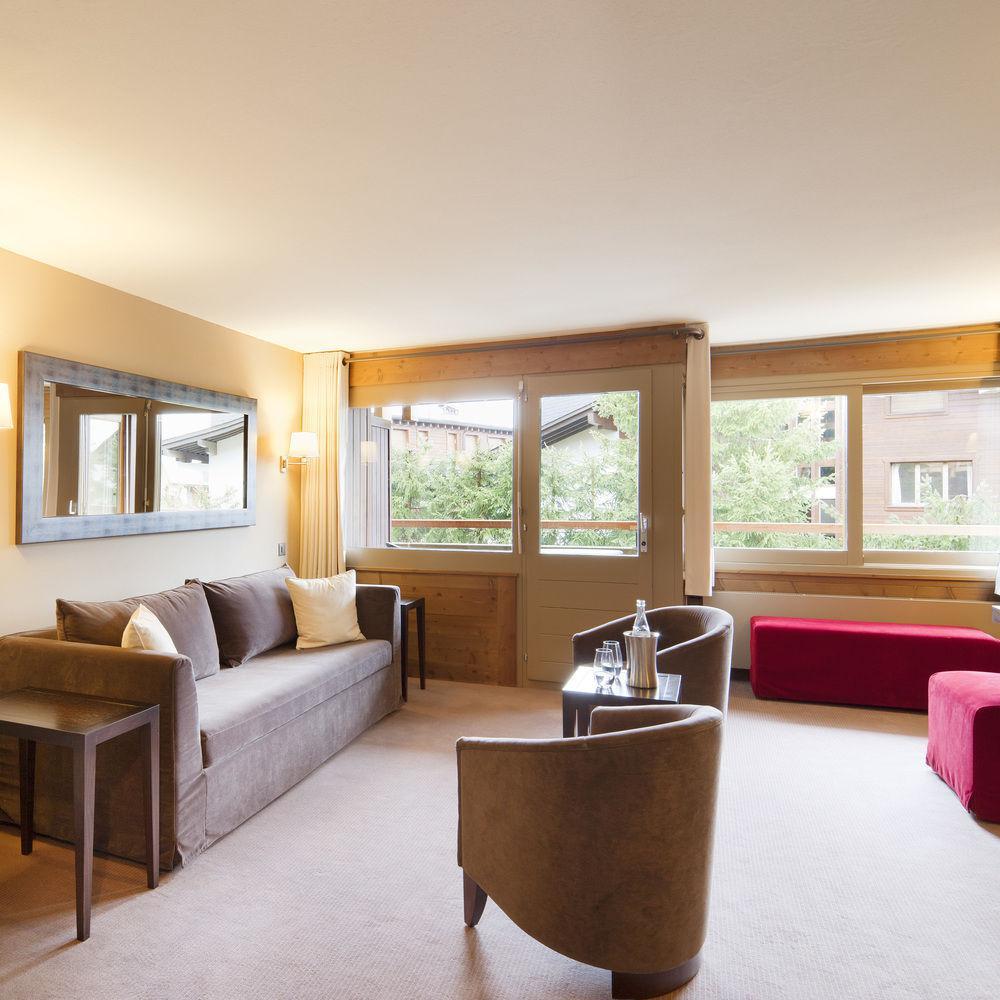 Hotel Vanessa เวอร์บิเอร์ ภายนอก รูปภาพ