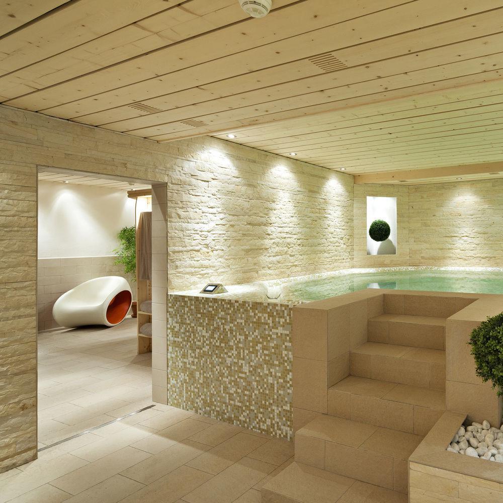 Hotel Vanessa เวอร์บิเอร์ ภายนอก รูปภาพ