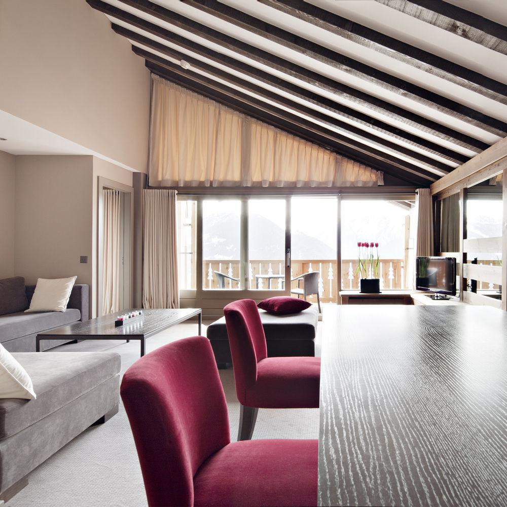 Hotel Vanessa เวอร์บิเอร์ ภายนอก รูปภาพ