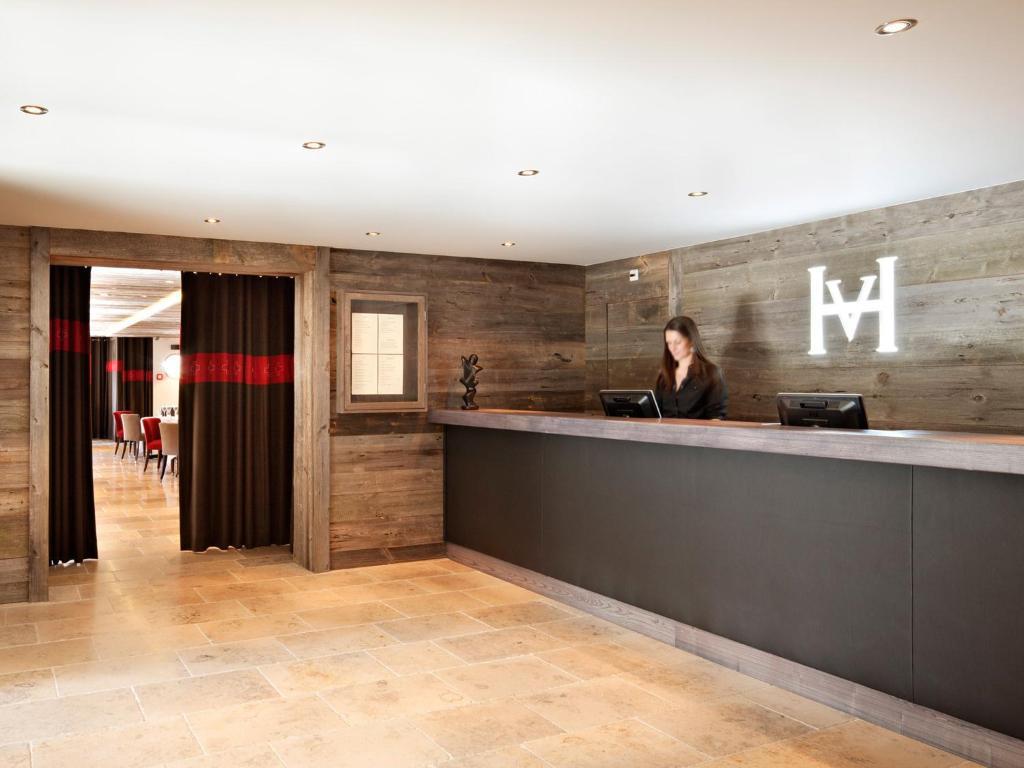 Hotel Vanessa เวอร์บิเอร์ ภายนอก รูปภาพ